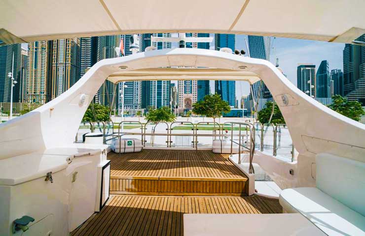 Dubai Yacht Tour